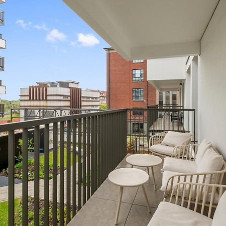 Doki Living - Foodhall & Parking By Downtown Apartments Gdańsk Eksteriør bilde