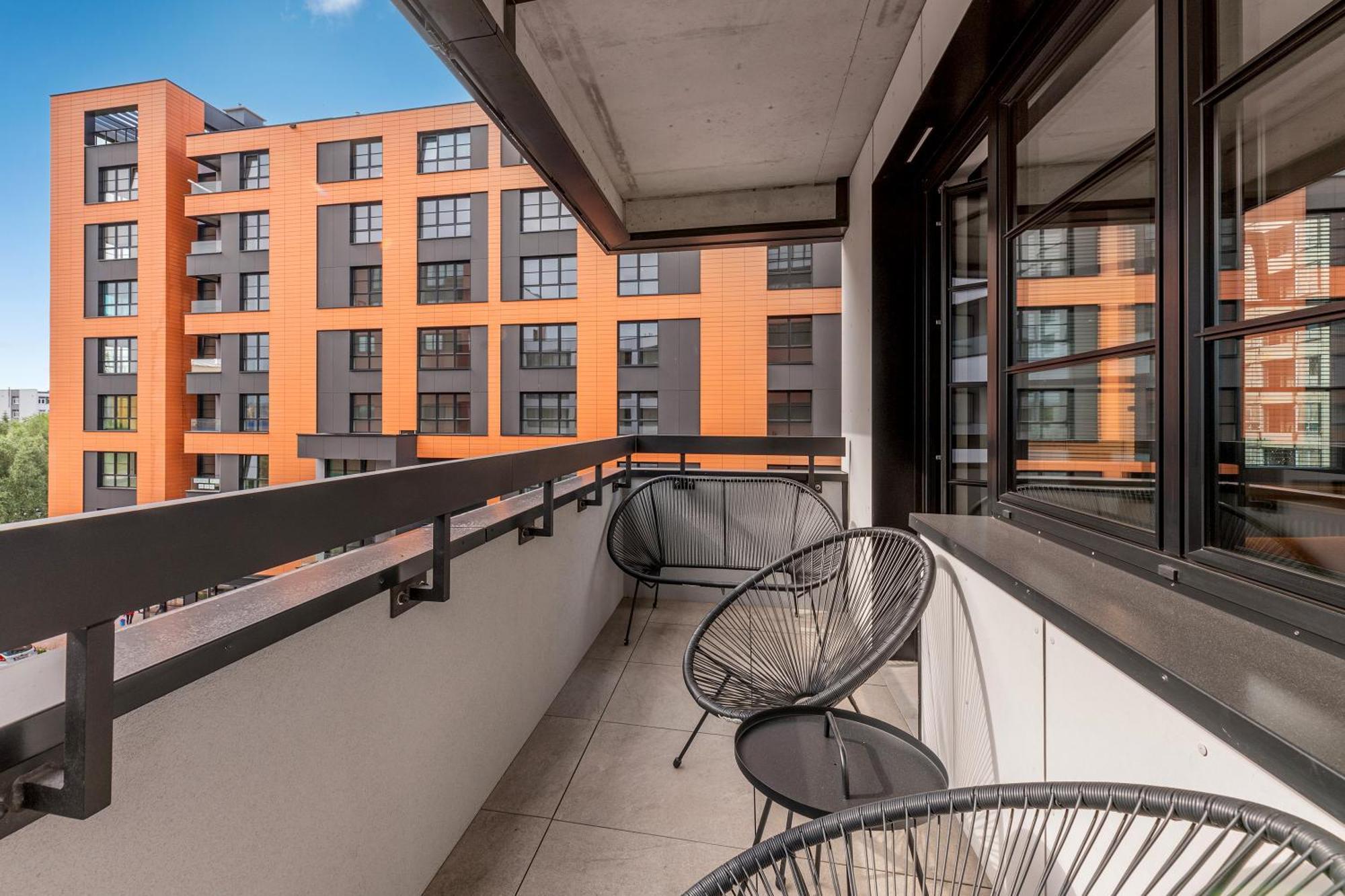 Doki Living - Foodhall & Parking By Downtown Apartments Gdańsk Eksteriør bilde