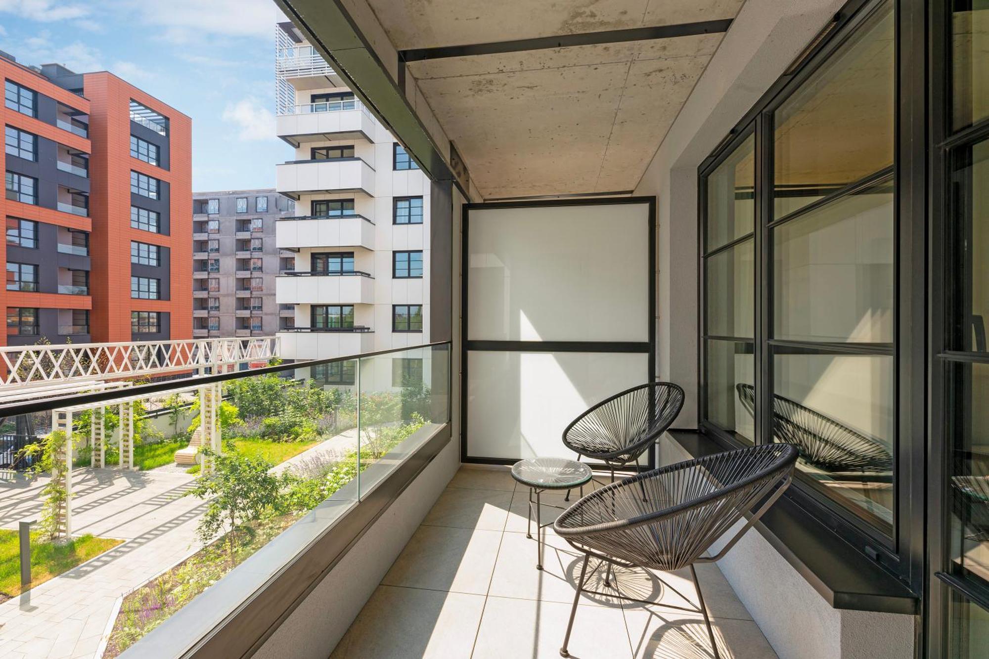 Doki Living - Foodhall & Parking By Downtown Apartments Gdańsk Eksteriør bilde