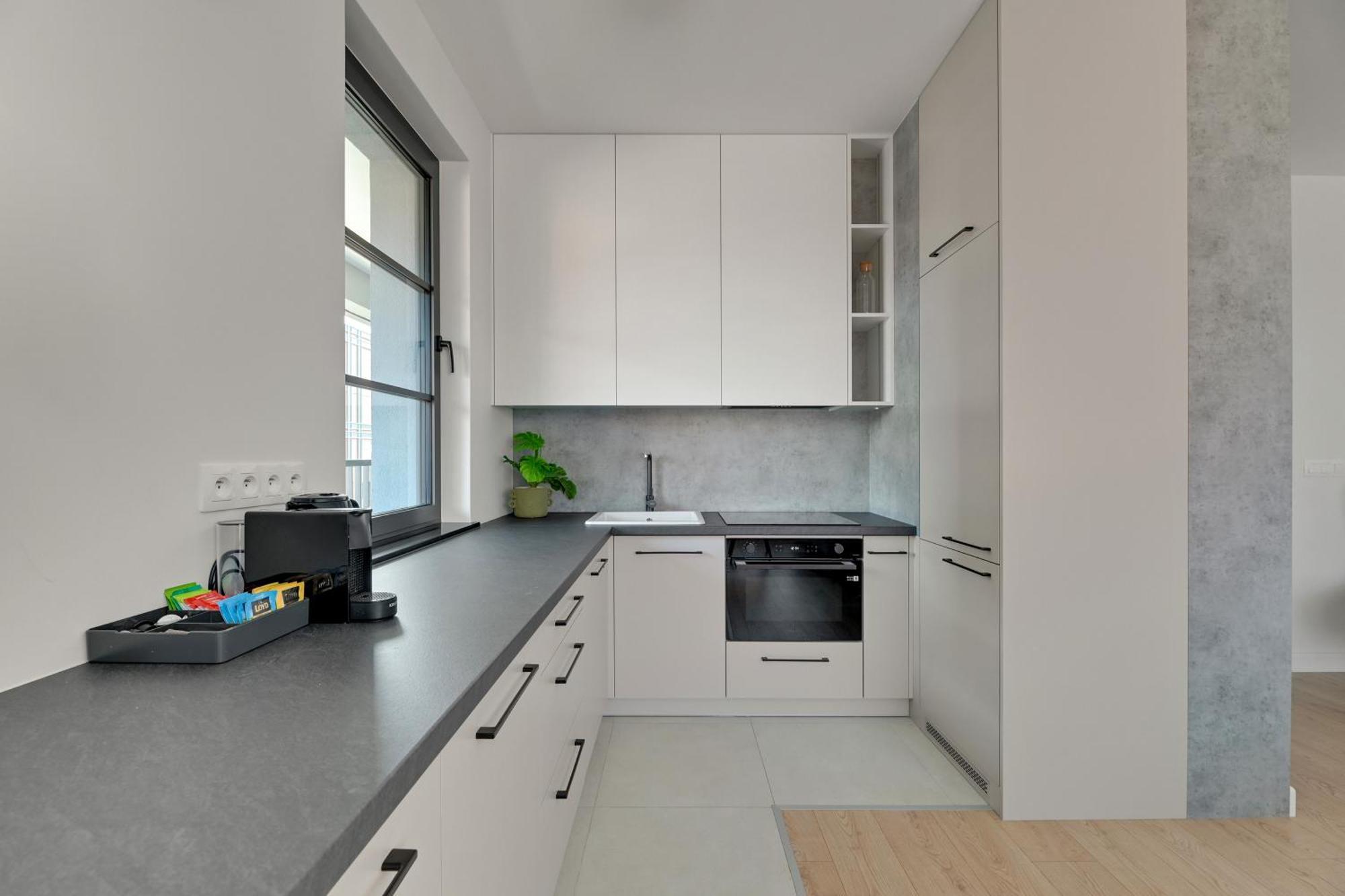 Doki Living - Foodhall & Parking By Downtown Apartments Gdańsk Eksteriør bilde